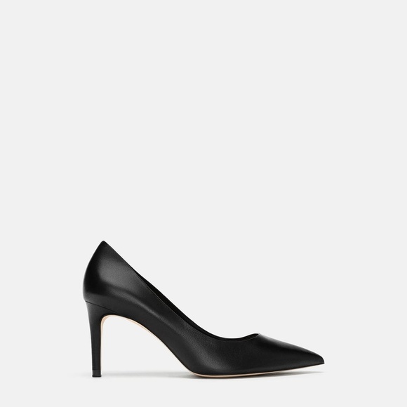 midi court heels
